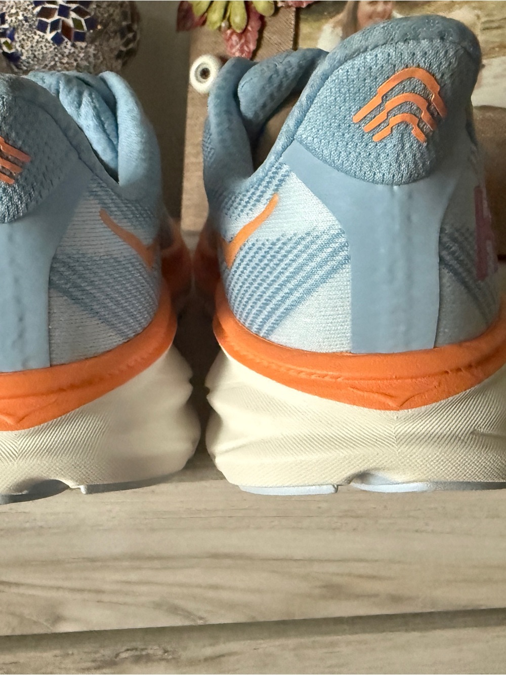 Hoka Clifton 9 Women’s NEW - Picture 3 of 5